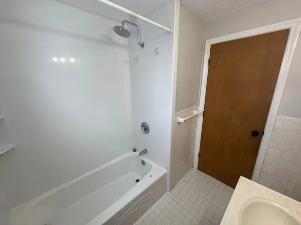 $3,900 | 108 Trimount Avenue, Waltham, MA 02451