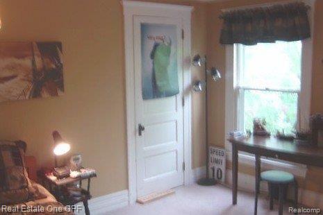 80 Moross Road Grosse Pointe, MI 48236 - Photo 10 of 14 DSC02797bedroom