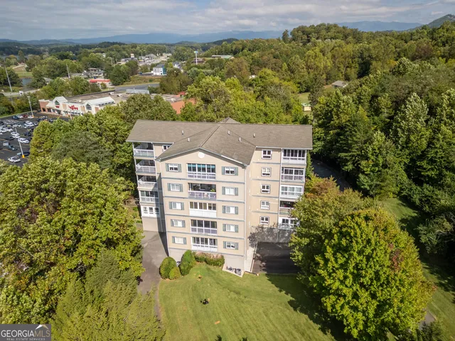 $244,900 | 121 North River Street, Unit 3A, Hiawassee, GA 30546