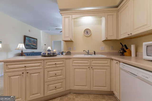 $244,900 | 121 North River Street, Unit 3A, Hiawassee, GA 30546