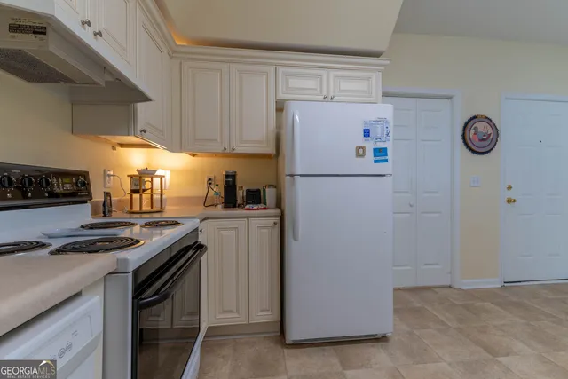 $244,900 | 121 North River Street, Unit 3A, Hiawassee, GA 30546