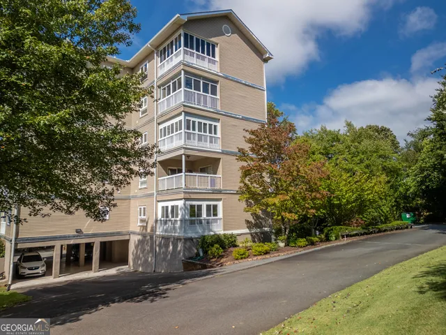 $244,900 | 121 North River Street, Unit 3A, Hiawassee, GA 30546