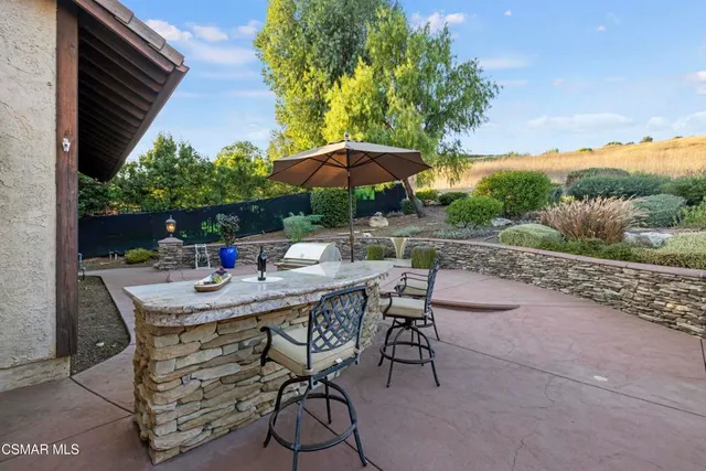 $2,299,900 | 554 Lone Oak Drive, Thousand Oaks, CA 91362