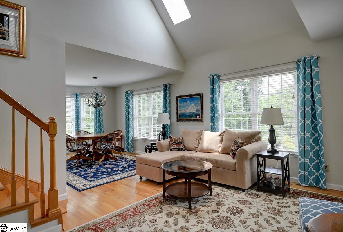 221 Banks Road Travelers Rest, SC 29690 - Photo 5 of 36