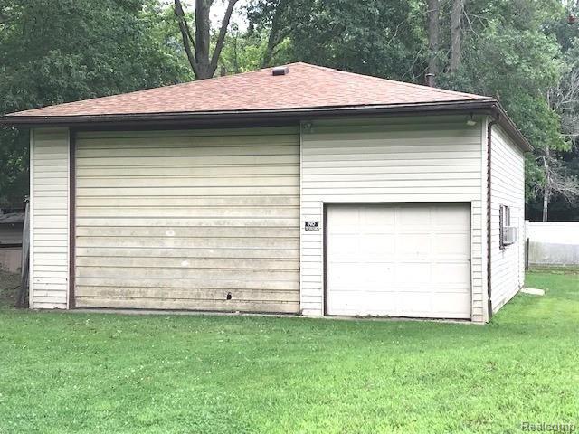 19925 Merriman Road Romulus, MI 48174 - Photo 4 of 6