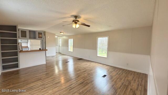 8224 Love Lee Road Caneyville, KY 42721 - Photo 4 of 20 IMG_2847