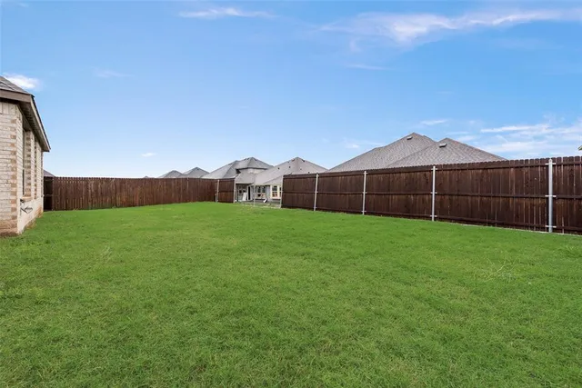 $2,600 | 321 Delaford Drive, Forney, TX 75126