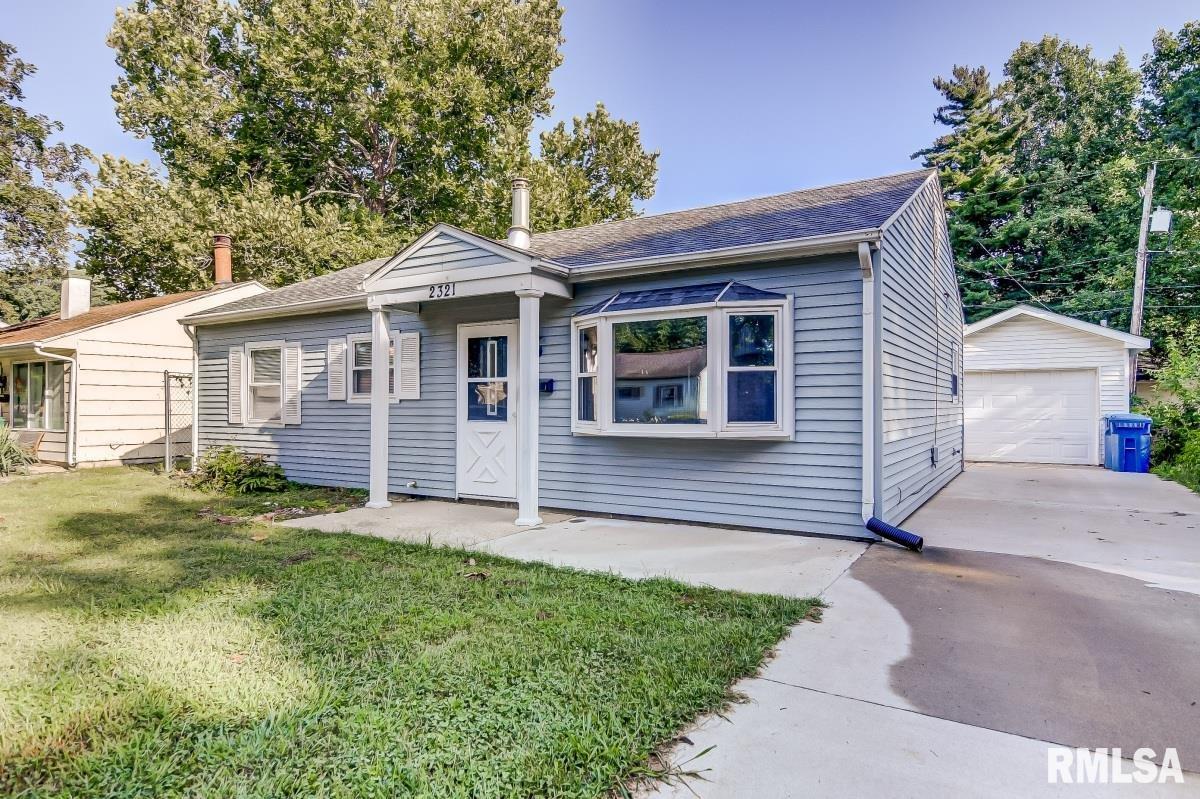 2321 Huntington Road Springfield, IL 62703 - Photo 2 of 30