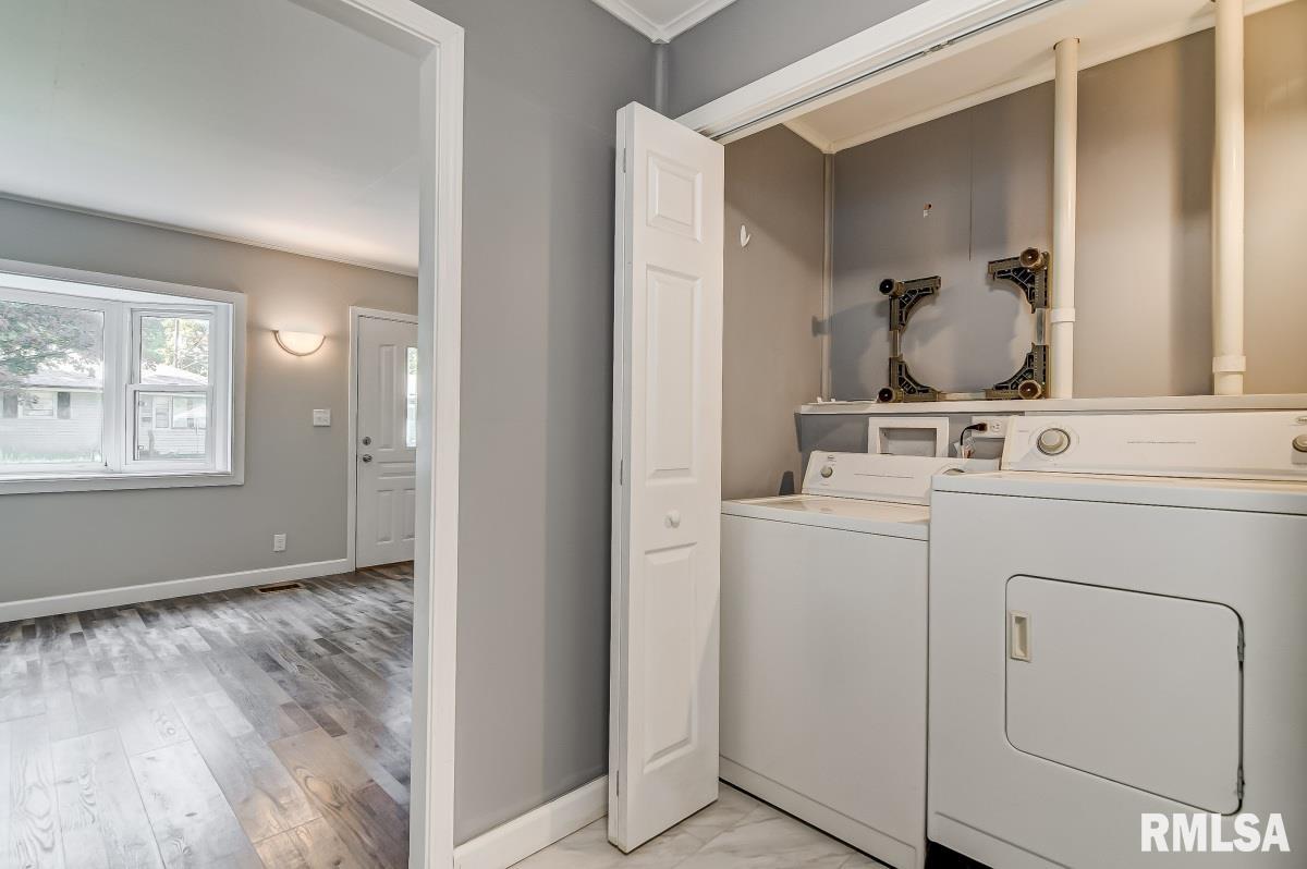 2321 Huntington Road Springfield, IL 62703 - Photo 25 of 30