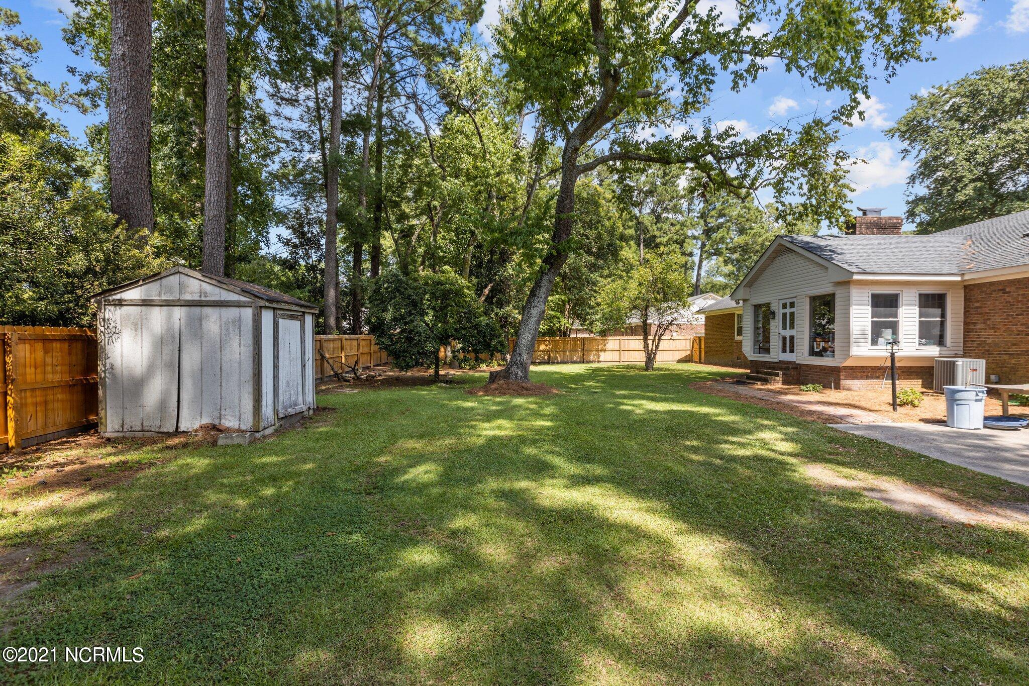 110 Crown Point Road Greenville, NC 27858 - Photo 26 of 29 13-web-or-mls-IMGL7823