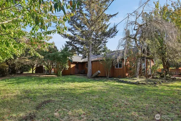 $835,000 | 42102 264th Avenue Southeast, Enumclaw, WA 98022