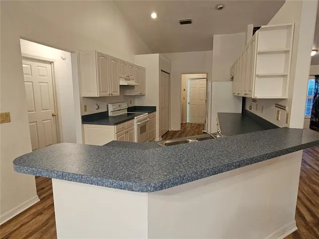 $359,900 | 5692 Northeast 62nd Court Road, Silver Springs, FL 34488