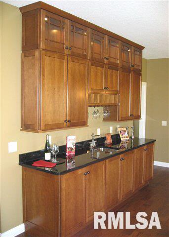 5564 Judge Road Bettendorf, IA 52722 - Photo 8 of 12 Gallery Image 8