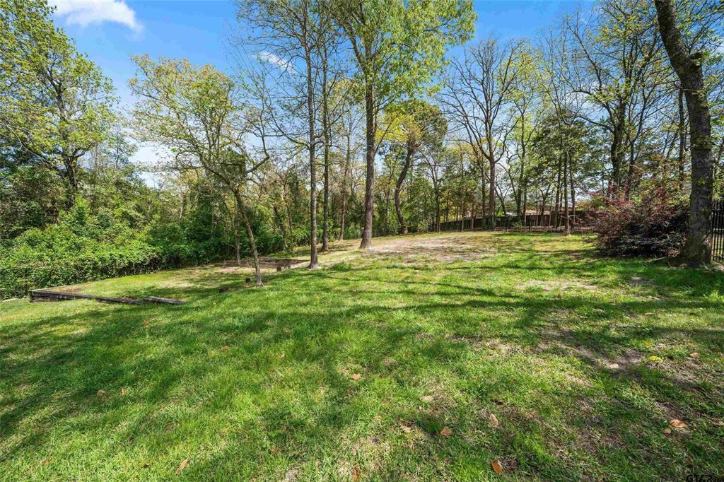 2015 Stonegate Boulevard Tyler, TX 75703 - Photo 35 of 40