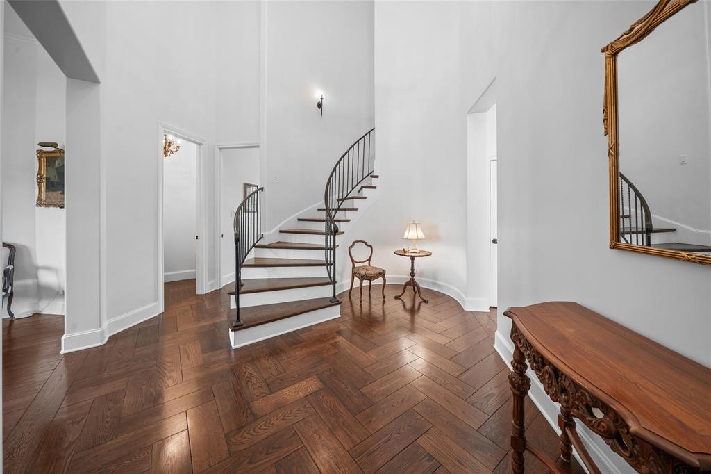 2015 Stonegate Boulevard Tyler, TX 75703 - Photo 4 of 40