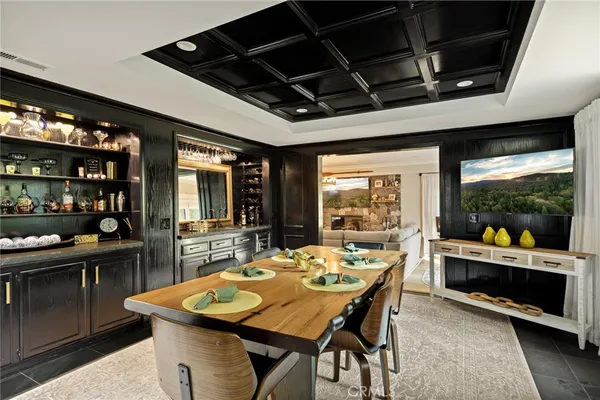 $1,795,000 | 157 Brentwood Drive, Lake Arrowhead, CA 92352