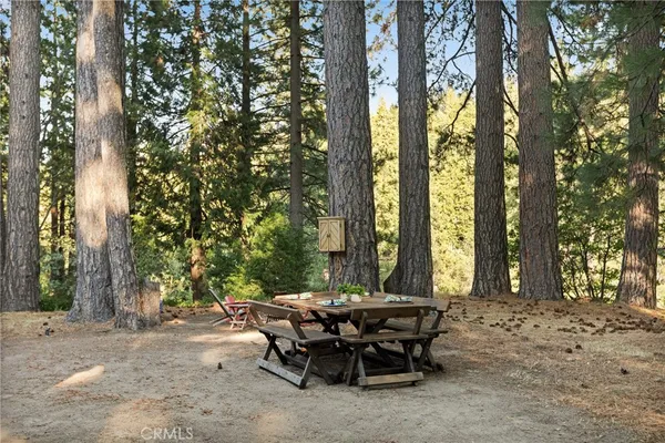$1,795,000 | 157 Brentwood Drive, Lake Arrowhead, CA 92352