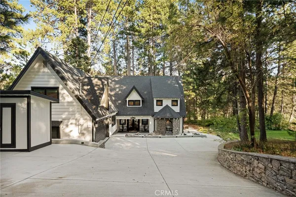 $1,795,000 | 157 Brentwood Drive, Lake Arrowhead, CA 92352