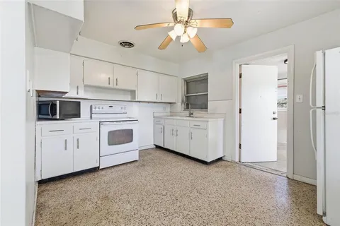 $315,000 | 3113 West Dewey Street, Tampa, FL 33607