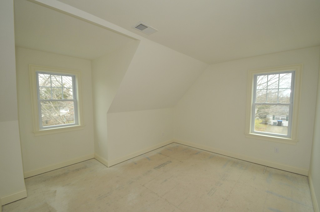 20 Spring Valley Road Natick, MA 01760 - Photo 15 of 29
