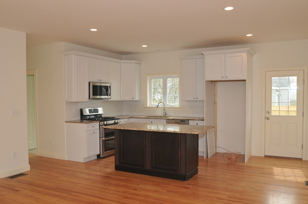 20 Spring Valley Road Natick, MA 01760 - Photo 2 of 29