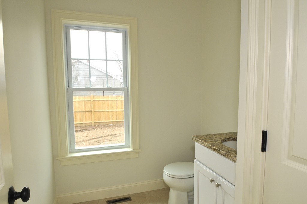 20 Spring Valley Road Natick, MA 01760 - Photo 6 of 29