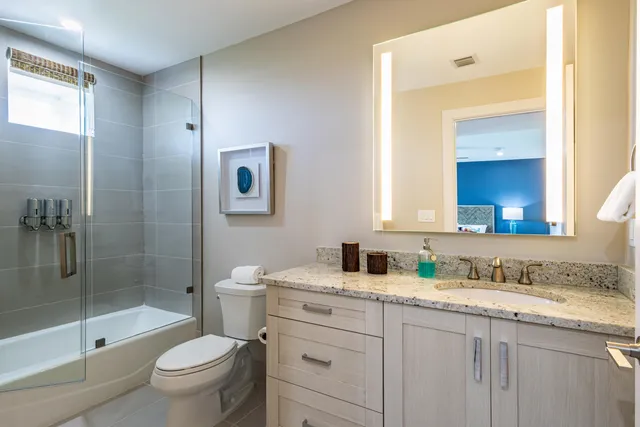 $3,825,000 | 46 East Playa Largo Boulevard, Key Largo, FL 33037