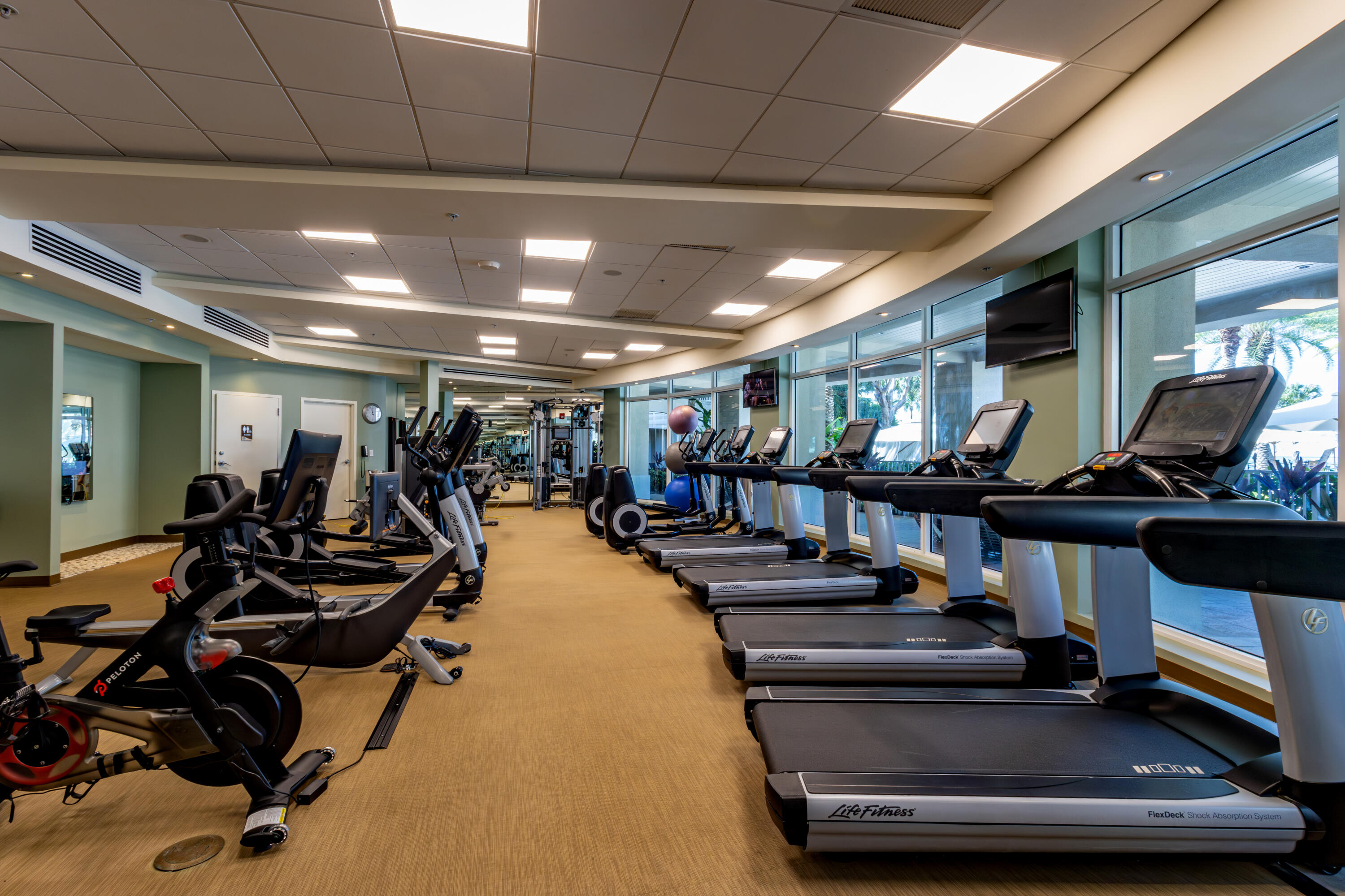46 East Playa Largo Boulevard Key Largo, FL 33037 - Photo 40 of 48 a view of a room with gym equipment