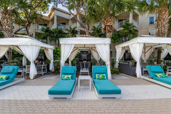 $3,825,000 | 46 East Playa Largo Boulevard, Key Largo, FL 33037