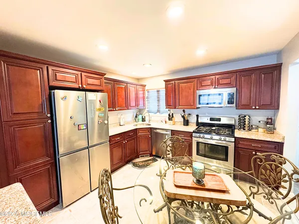 $3,250 | 524 Pennsylvania Avenue, Brick, NJ 08724