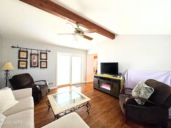 $3,250 | 524 Pennsylvania Avenue, Brick, NJ 08724