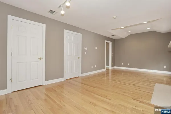 $5,200 | 26 Candlewood Drive, Old Tappan, NJ 07675