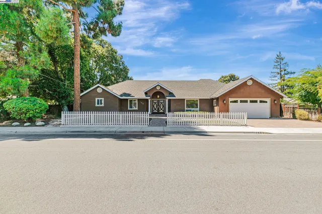 $2,999,000 | 105 Harold Avenue, Santa Clara, CA 95050