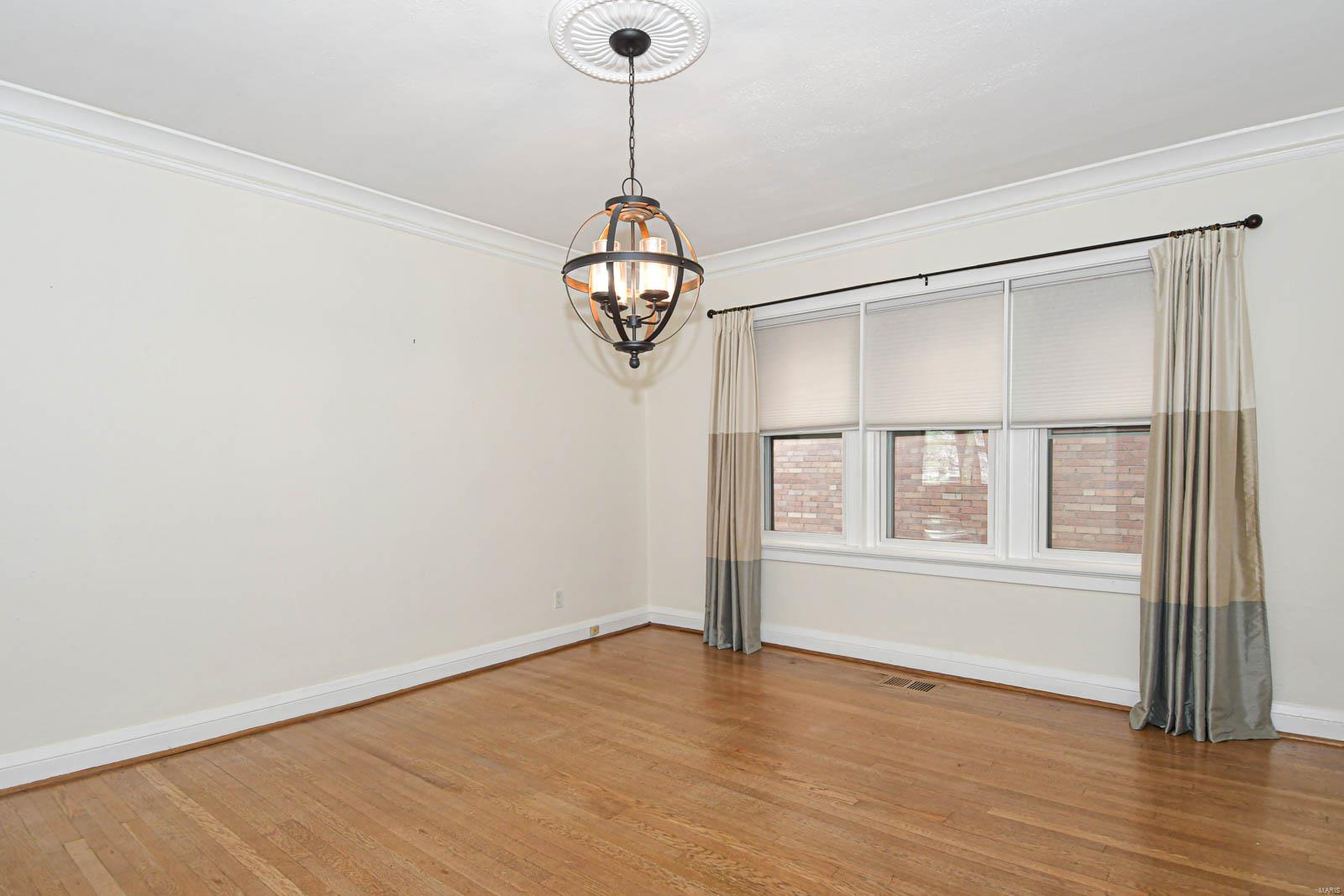 7629 Wydown, Unit 1S St. Louis, MO 63105 - Photo 7 of 26