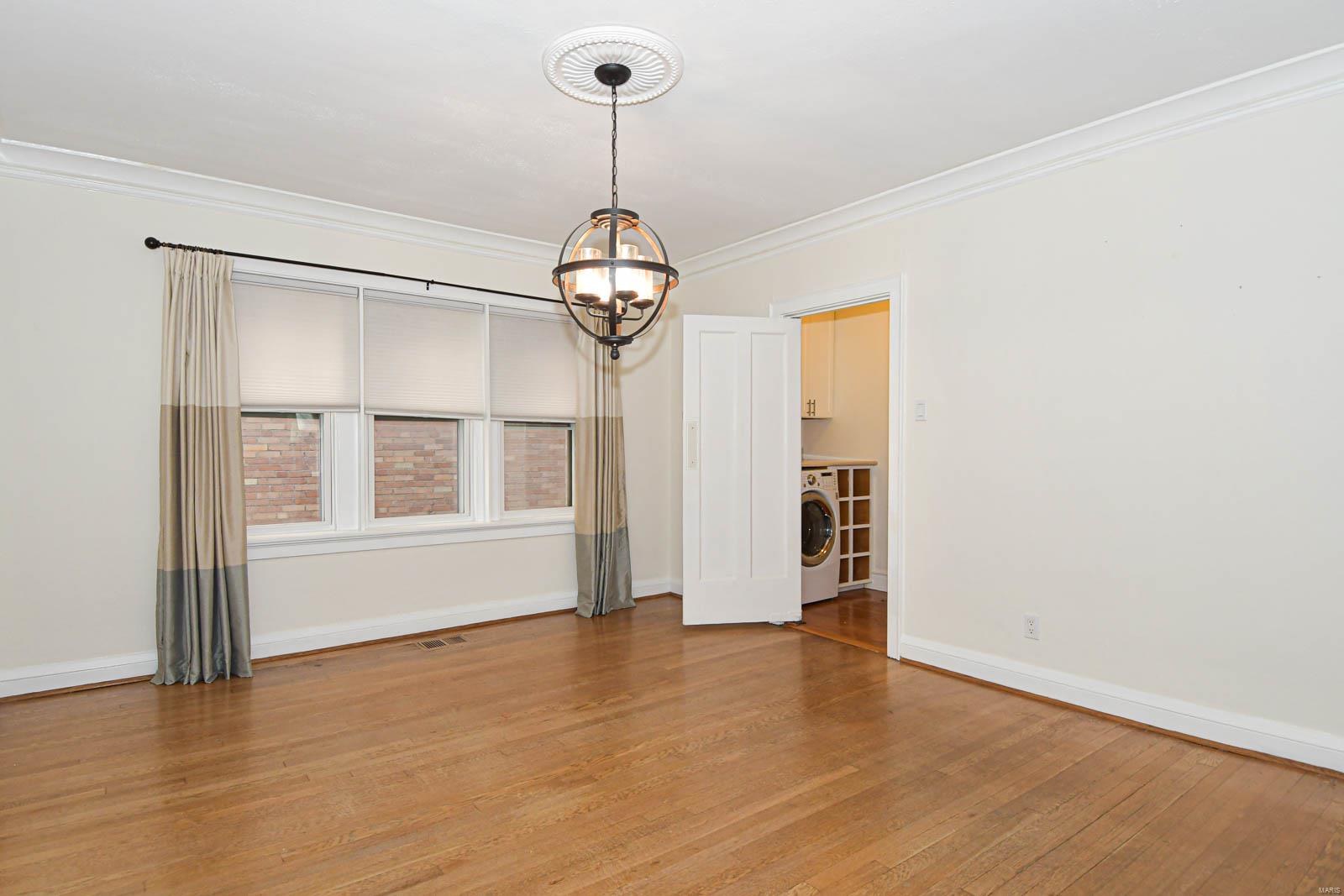 7629 Wydown, Unit 1S St. Louis, MO 63105 - Photo 10 of 26