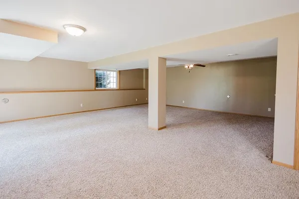 $359,000 | 905 Heather Lane, Platteville, WI 53818