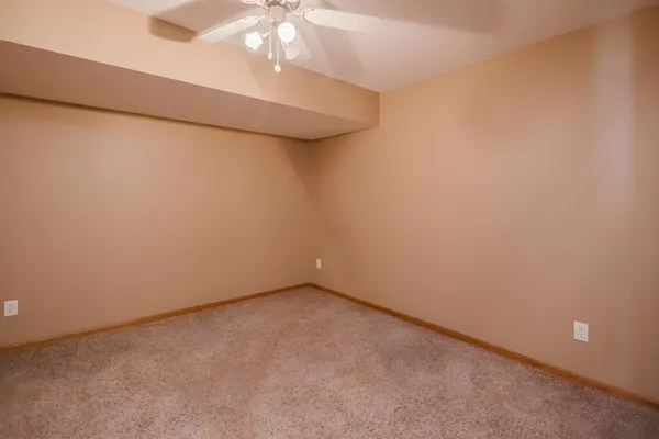 $359,000 | 905 Heather Lane, Platteville, WI 53818