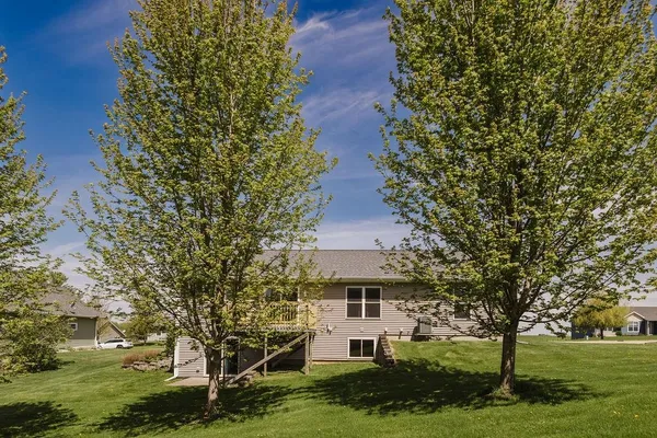 $359,000 | 905 Heather Lane, Platteville, WI 53818