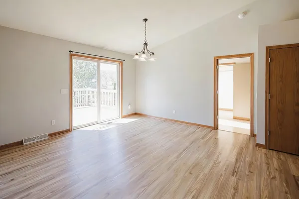 $359,000 | 905 Heather Lane, Platteville, WI 53818