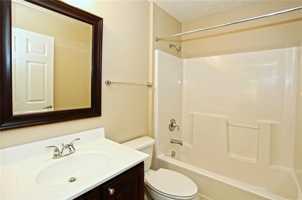 9780 Grosick Road Pittsburgh, PA 15237 - Photo 16 of 22 Spotless Hall Bathroom.