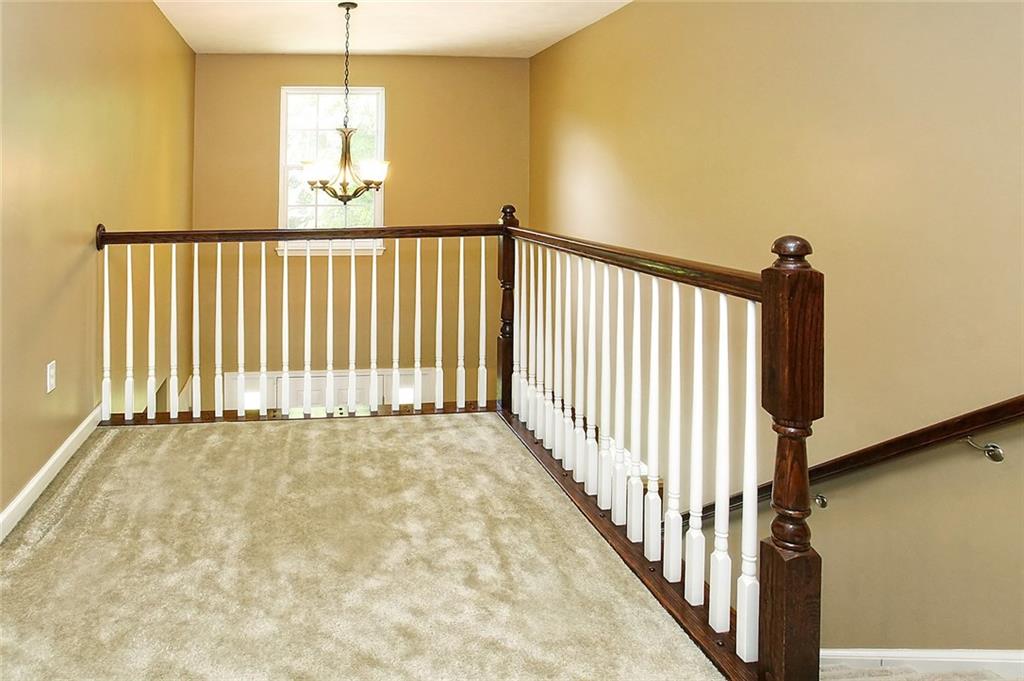 9780 Grosick Road Pittsburgh, PA 15237 - Photo 18 of 22 Extra Loft area.