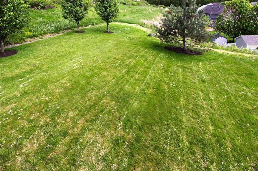 9780 Grosick Road Pittsburgh, PA 15237 - Photo 22 of 22 View of yard.