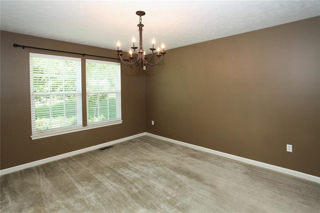 9780 Grosick Road Pittsburgh, PA 15237 - Photo 4 of 22 Dining Room with room for large furniture to entertain.
