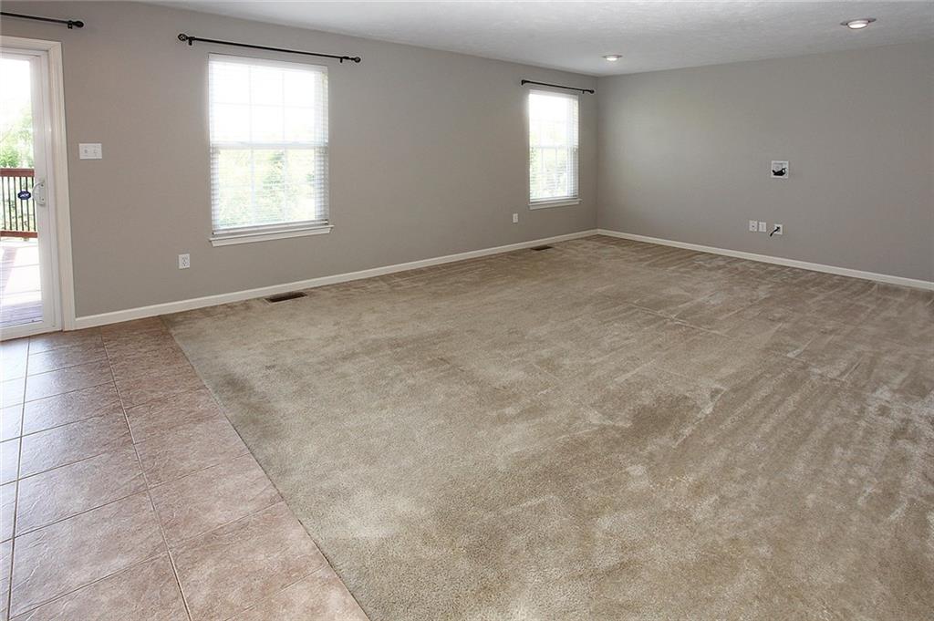 9780 Grosick Road Pittsburgh, PA 15237 - Photo 10 of 22 Large Bright Family Room from Hallway.