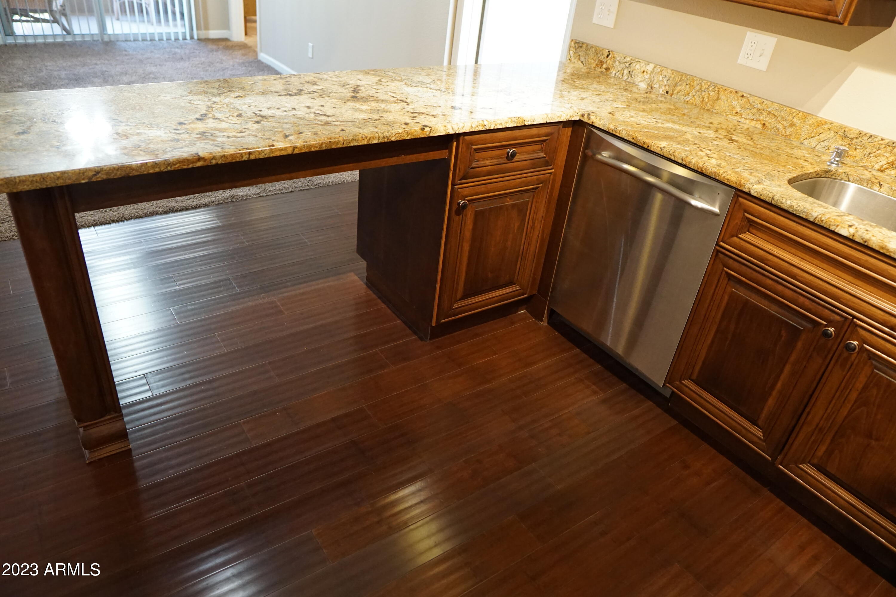 5525 East Thomas Road, Unit K1 Phoenix, AZ 85018 - Photo 27 of 46 Stainless Dishwasher