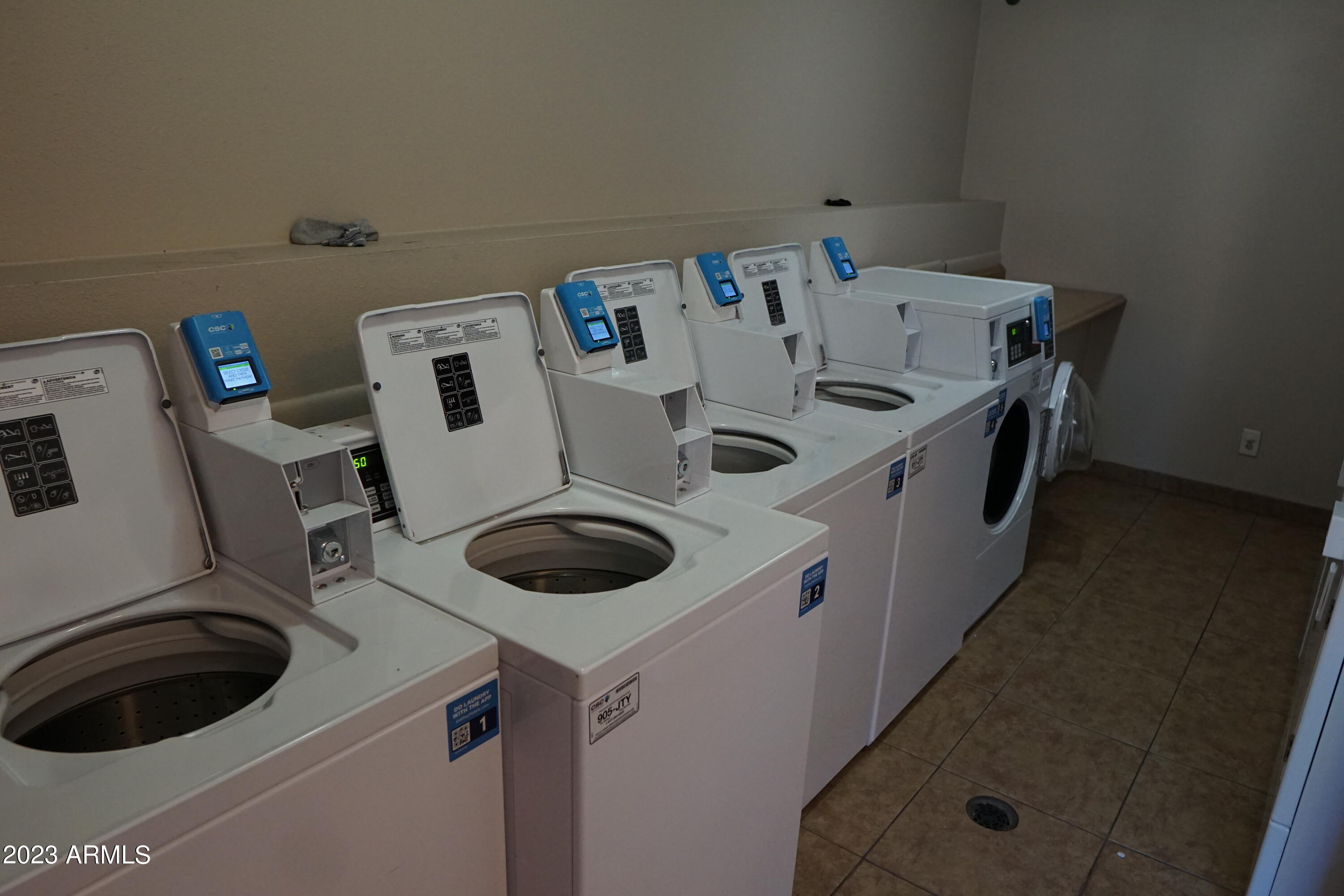 5525 East Thomas Road, Unit K1 Phoenix, AZ 85018 - Photo 39 of 46 Washers