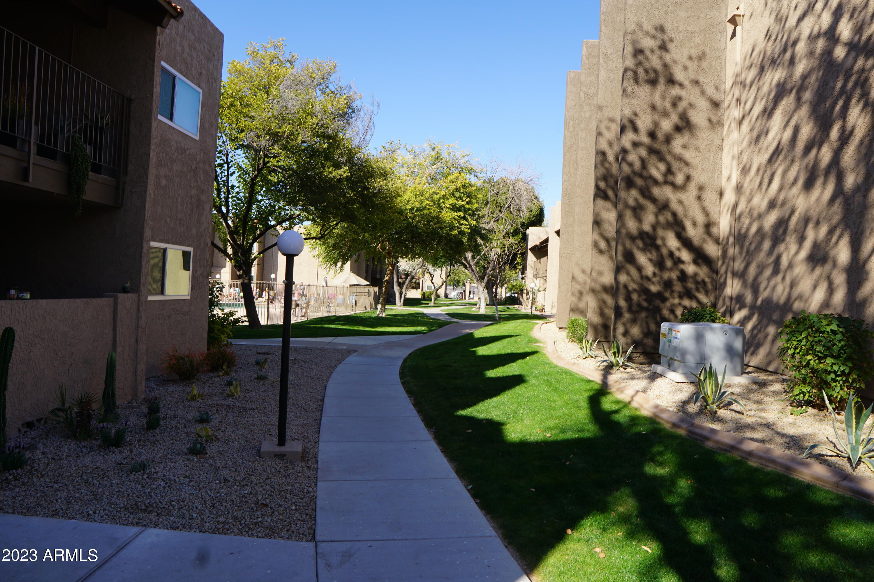 5525 East Thomas Road, Unit K1 Phoenix, AZ 85018 - Photo 41 of 46 Green landscaped paths throughout