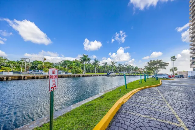 $4,500 | 1800 Northeast 114th Street, Unit 506, Miami, FL 33181