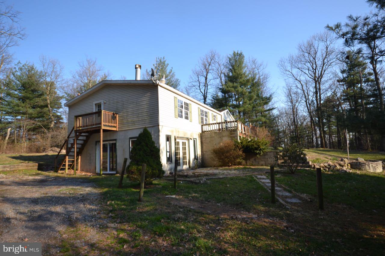 465 Clear Spring Road Biglerville, PA 17307 - Photo 3 of 29 Gallery Image 3