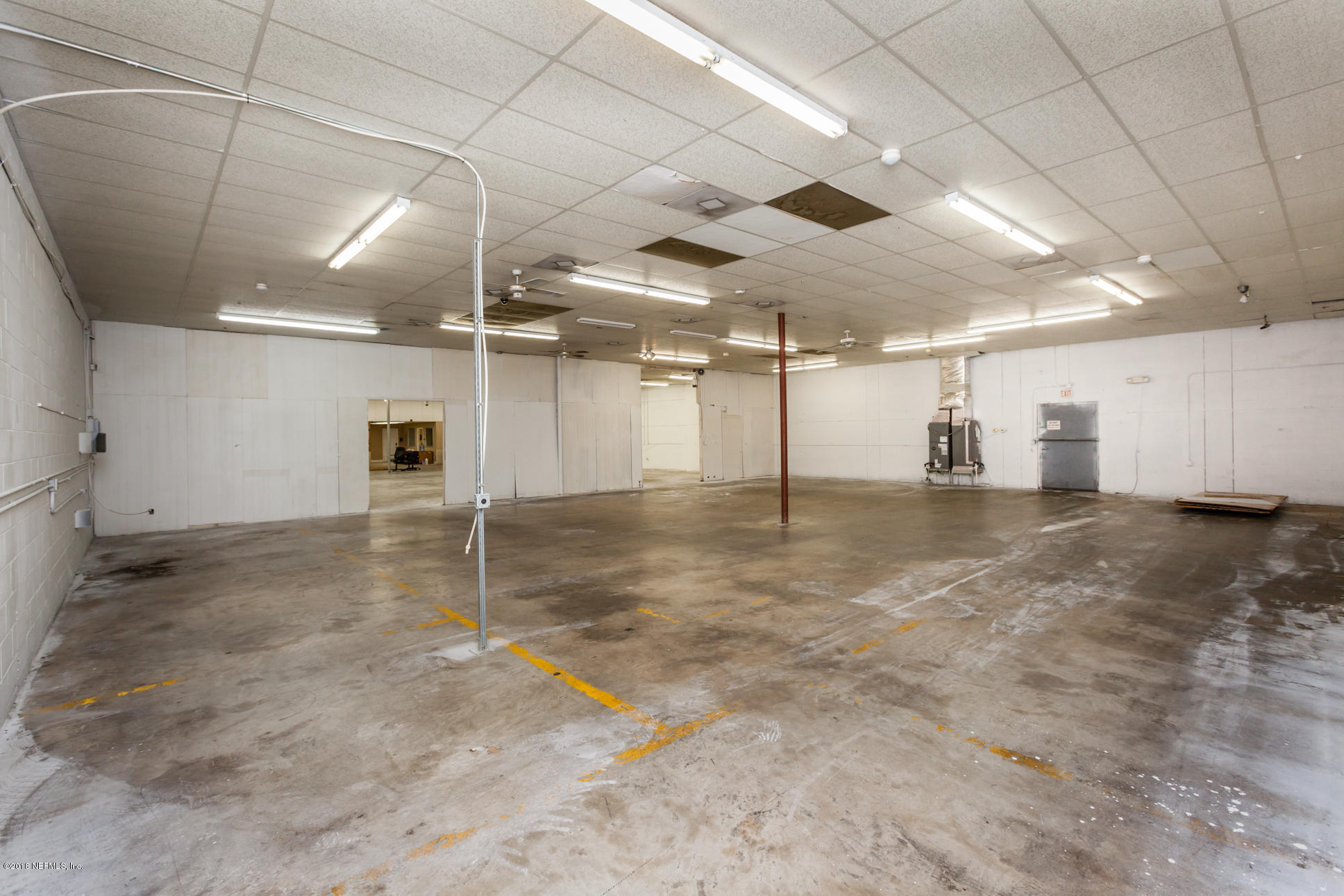 3034 Mercury Road South Jacksonville, FL 32207 - Photo 15 of 43 3034 Mercury Rd S - SML 15